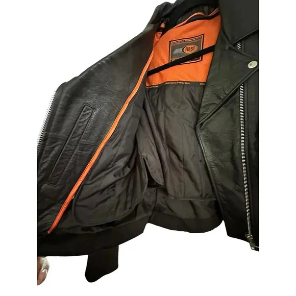 First Classics Italian Leather Gear Leather Motorcycle Jacket Size L - Picture 3 of 16